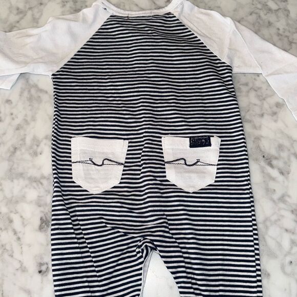 7 for all Mankind Striped Navy & White Footie Bundle 6/9M - Picture 6 of 7